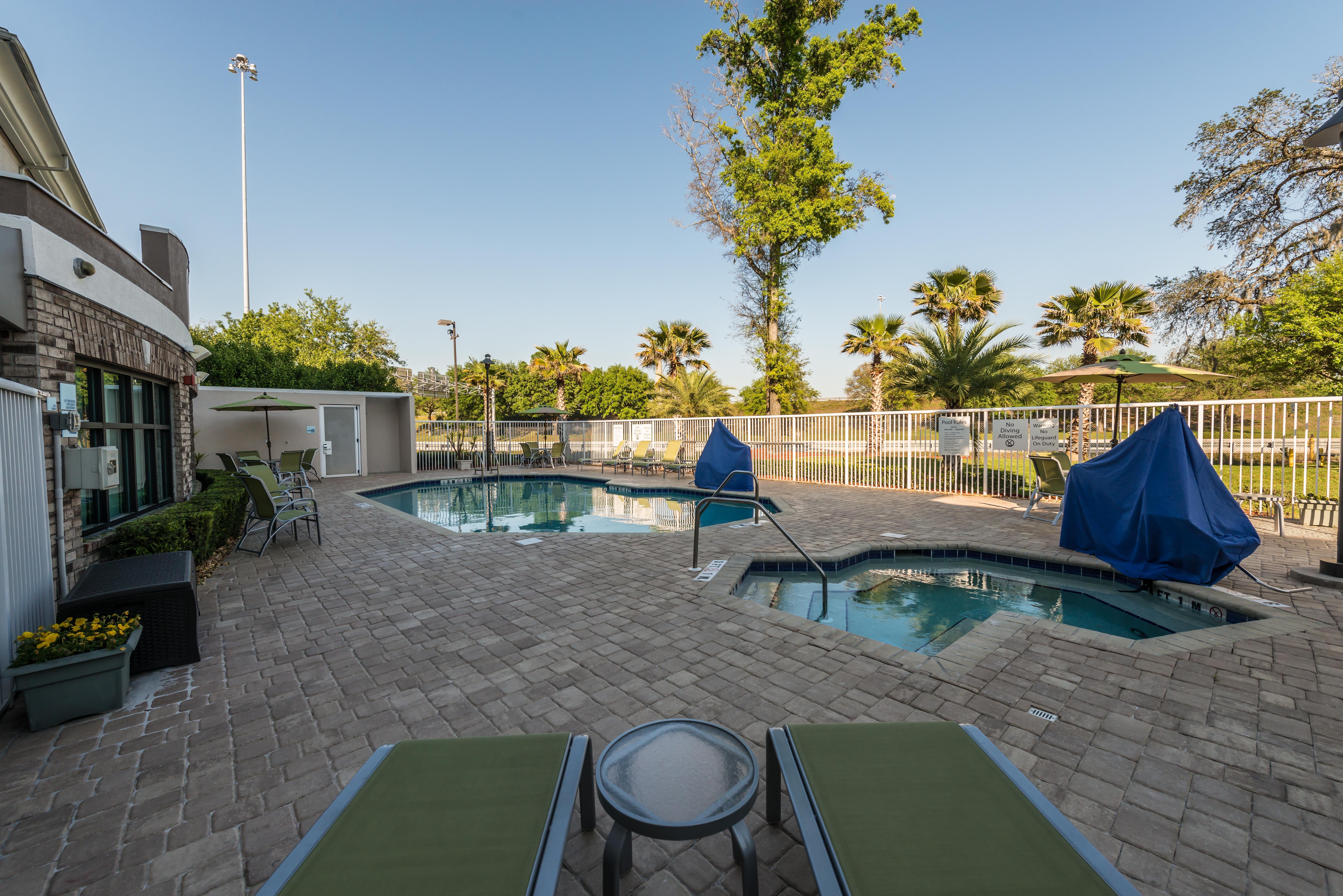 Holiday Inn Express Hotel & Suites Jacksonville-Blount Island By Ihg Esterno foto